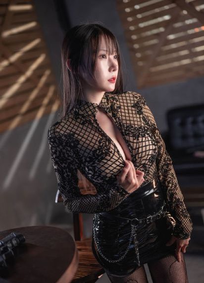 我女朋友的母亲中文完整视频翻译_4K全集在线观看