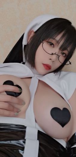 三级韩国_欧美成人在线