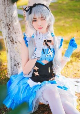 《女教师日记》高清_720影视在线观看