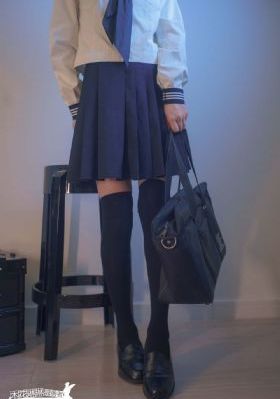 521人成a天堂v_720电影在线观看