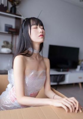 《浴室狂欢》免费播放在线观看_BD国语完整视频观看